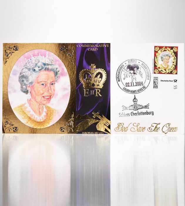 4_Commemorative-Card-Queen-Elizabeth