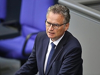 Krings hält inszenierte Ablenkung bei AfD-Wahl für möglich.