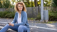 Schulmedizin trifft Intuition in der Praxis für Naturheilkunde Joanna Därr.