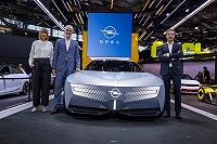 Spannender Blick in die Zukunft: Weltpremieren Opel STX Concept und Opel GSE 27FE auf dem Pariser Autosalon enthüllt.